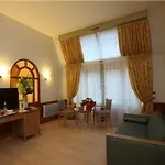 Hotel Royal Garden Champs-elysees Paris