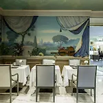 Royal Garden Champs-elysees Hotel Paris
