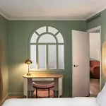 Royal Garden Champs-elysees 4*