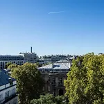 Royal Garden Champs-elysees 4* Paris