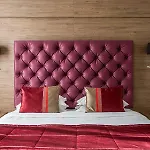 Royal Garden Champs-elysees Hotel 4*
