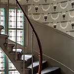 Hotel Royal Garden Champs-elysees 4*