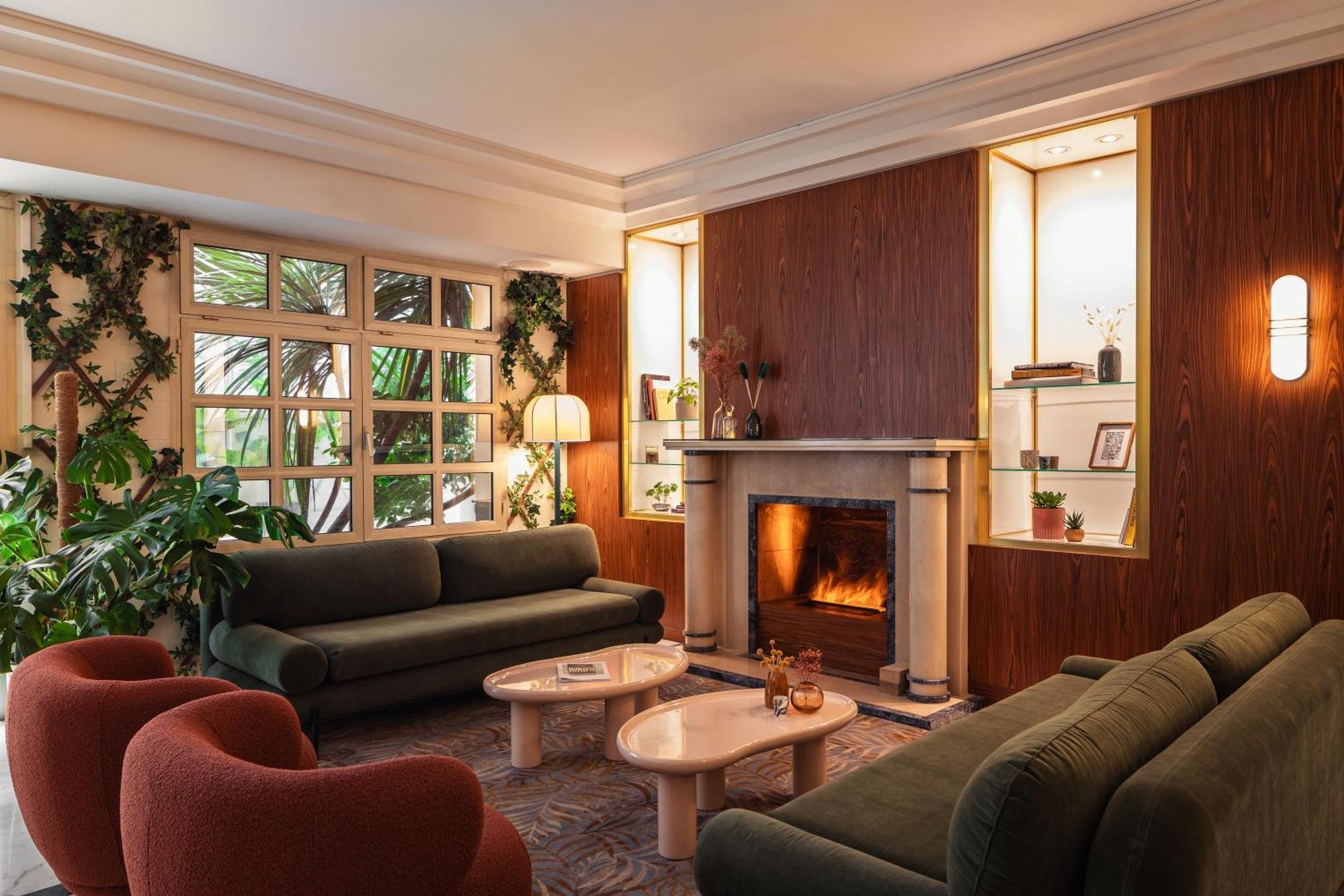 Royal Garden Champs-élysées 4*