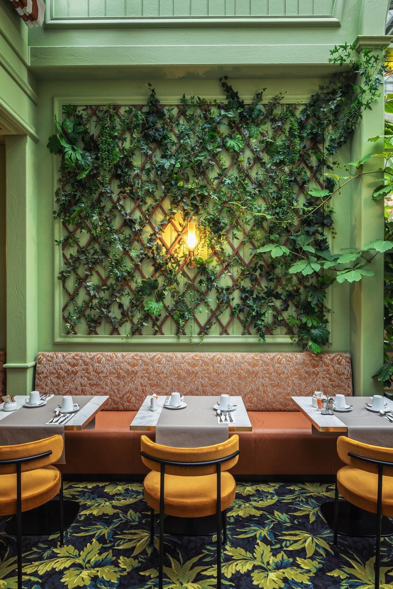 Royal Garden Champs-élysées 4* Parigi