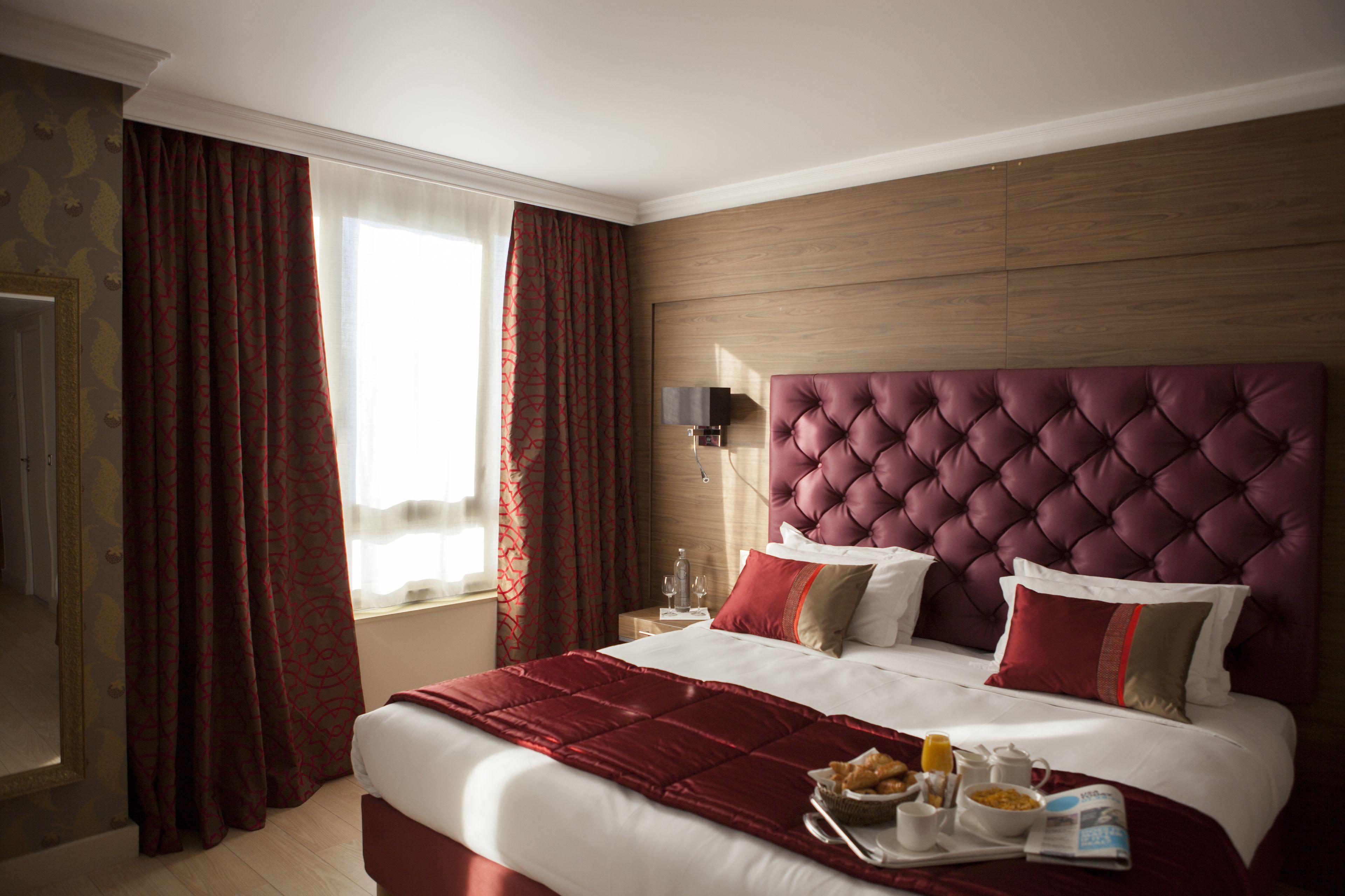 Royal Garden Champs-elysees 4*